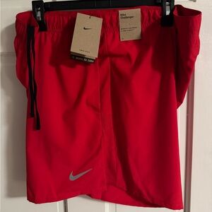 Nike Mens Challenger Dri-FIT 5 Inch Running Shorts Red XXL DV9363-657 NWT